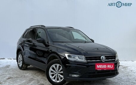 Volkswagen Tiguan II, 2020 год, 2 620 000 рублей, 3 фотография