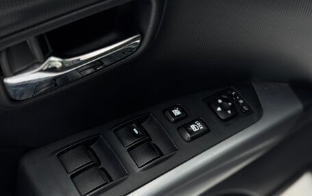 Mitsubishi Outlander III рестайлинг 3, 2008 год, 13 фотография