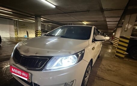 KIA Rio III рестайлинг, 2013 год, 800 000 рублей, 2 фотография