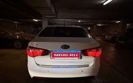 KIA Rio III рестайлинг, 2013 год, 800 000 рублей, 5 фотография