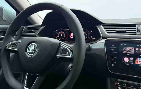 Skoda Octavia IV, 2023 год, 2 370 000 рублей, 15 фотография