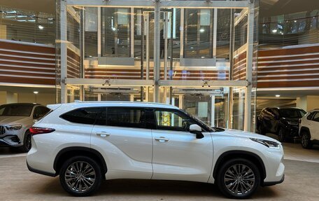 Toyota Highlander, 2025 год, 5 500 000 рублей, 9 фотография