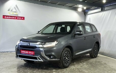 Mitsubishi Outlander III рестайлинг 3, 2019 год, 2 019 000 рублей, 1 фотография