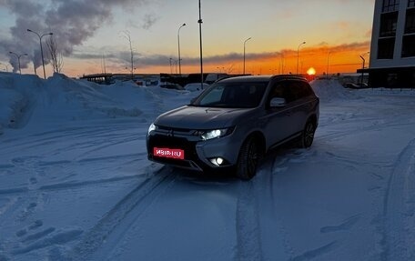 Mitsubishi Outlander III рестайлинг 3, 2018 год, 2 650 000 рублей, 1 фотография
