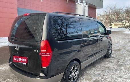 Hyundai H-1 II рестайлинг, 2012 год, 1 720 000 рублей, 6 фотография