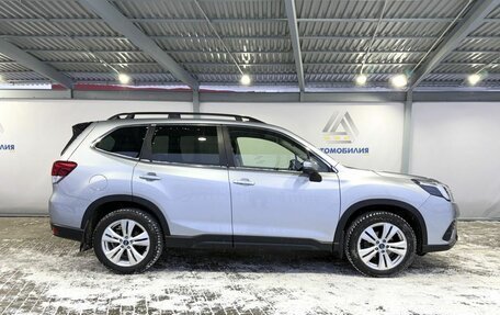 Subaru Forester, 2023 год, 4 999 000 рублей, 6 фотография