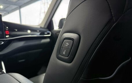 Toyota Highlander, 2025 год, 6 399 000 рублей, 24 фотография