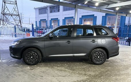 Mitsubishi Outlander III рестайлинг 3, 2019 год, 2 019 000 рублей, 2 фотография