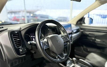 Mitsubishi Outlander III рестайлинг 3, 2019 год, 2 019 000 рублей, 11 фотография