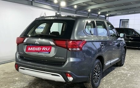 Mitsubishi Outlander III рестайлинг 3, 2019 год, 2 019 000 рублей, 5 фотография