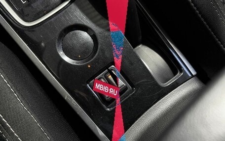 Mitsubishi Outlander III рестайлинг 3, 2019 год, 2 019 000 рублей, 18 фотография