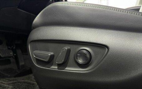 Toyota RAV4, 2025 год, 4 599 000 рублей, 23 фотография