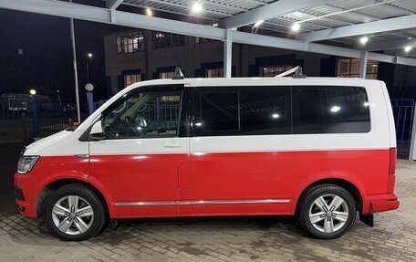 Volkswagen Multivan T6 рестайлинг, 2015 год, 4 199 000 рублей, 2 фотография