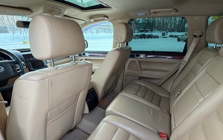 Volkswagen Touareg III, 2005 год, 870 000 рублей, 21 фотография