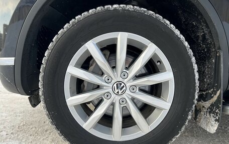 Volkswagen Touareg III, 2016 год, 2 950 000 рублей, 26 фотография