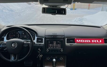 Volkswagen Touareg III, 2016 год, 2 950 000 рублей, 29 фотография