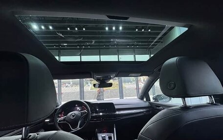 Volkswagen Golf VIII, 2023 год, 1 680 000 рублей, 10 фотография