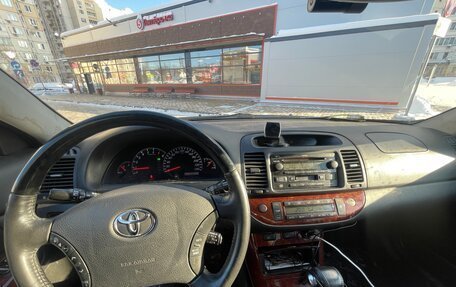 Toyota Camry V40, 2005 год, 600 000 рублей, 5 фотография