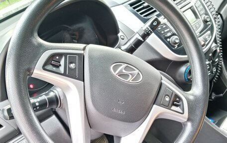 Hyundai Solaris II рестайлинг, 2013 год, 1 249 000 рублей, 16 фотография