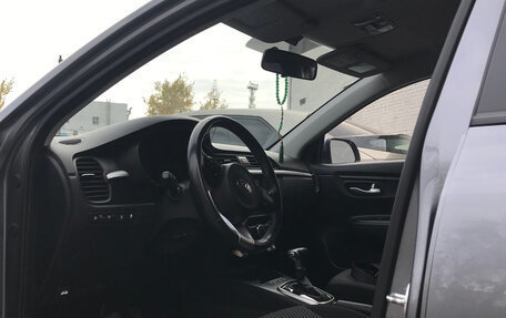 KIA Rio IV, 2018 год, 1 590 000 рублей, 5 фотография