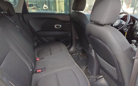 KIA Soul II рестайлинг, 2016 год, 1 200 000 рублей, 5 фотография