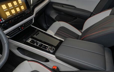 Volkswagen Teramont I, 2025 год, 5 700 000 рублей, 17 фотография