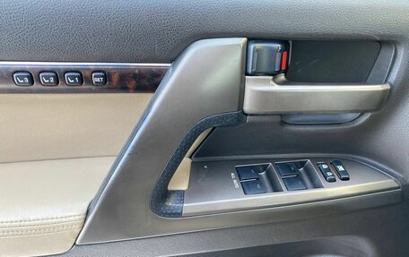 Toyota Land Cruiser 200, 2008 год, 2 509 000 рублей, 19 фотография