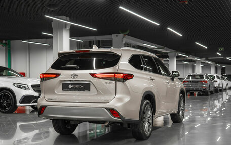 Toyota Highlander, 2025 год, 5 800 000 рублей, 5 фотография
