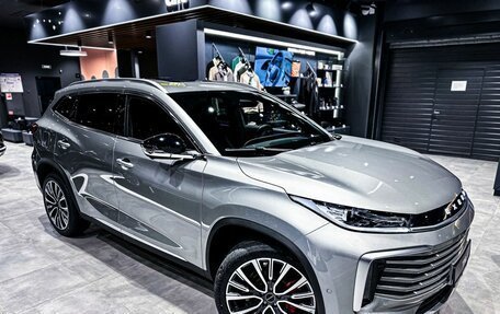 CheryExeed TXL, 2024 год, 3 880 000 рублей, 4 фотография