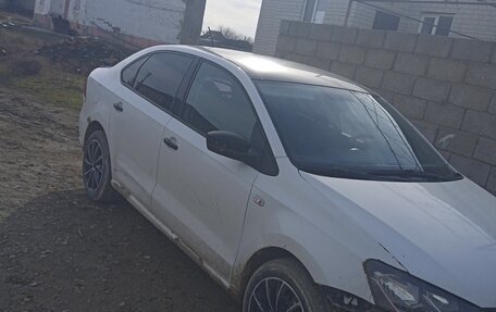 Volkswagen Polo VI (EU Market), 2013 год, 180 000 рублей, 3 фотография