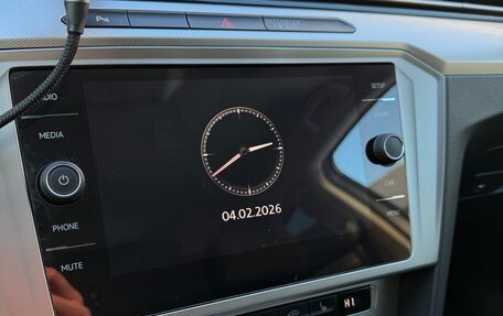 Volkswagen Passat B8 рестайлинг, 2017 год, 2 300 000 рублей, 19 фотография