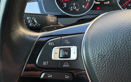 Volkswagen Passat B8 рестайлинг, 2017 год, 2 300 000 рублей, 23 фотография