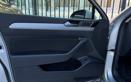 Volkswagen Passat B8 рестайлинг, 2017 год, 2 300 000 рублей, 25 фотография