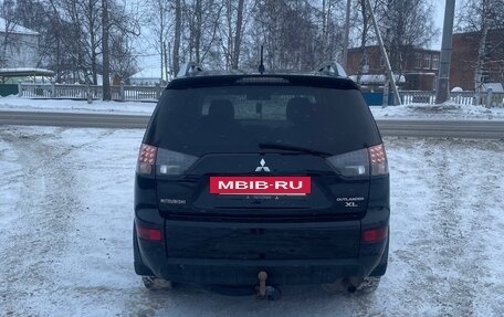 Mitsubishi Outlander III рестайлинг 3, 2008 год, 1 000 000 рублей, 5 фотография