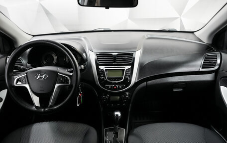 Hyundai Solaris II рестайлинг, 2011 год, 680 000 рублей, 11 фотография