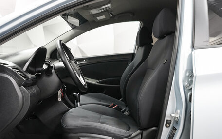 Hyundai Solaris II рестайлинг, 2011 год, 680 000 рублей, 10 фотография