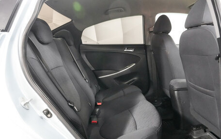 Hyundai Solaris II рестайлинг, 2011 год, 680 000 рублей, 13 фотография