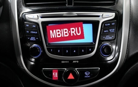 Hyundai Solaris II рестайлинг, 2011 год, 680 000 рублей, 18 фотография