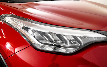 Toyota C-HR I рестайлинг, 2020 год, 2 899 000 рублей, 8 фотография