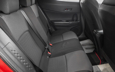 Toyota C-HR I рестайлинг, 2020 год, 2 899 000 рублей, 25 фотография