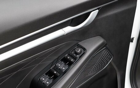 Geely Emgrand, 2024 год, 1 749 000 рублей, 16 фотография