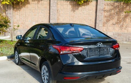 Hyundai Solaris II рестайлинг, 2021 год, 1 860 000 рублей, 5 фотография