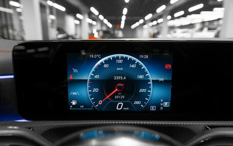 Mercedes-Benz CLA, 2021 год, 3 410 000 рублей, 11 фотография