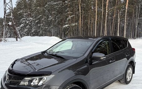 Toyota RAV4, 2013 год, 2 100 000 рублей, 2 фотография