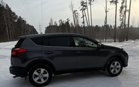 Toyota RAV4, 2013 год, 2 100 000 рублей, 4 фотография