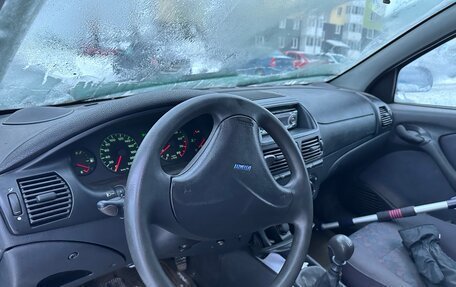 Mitsubishi Colt VI рестайлинг, 1999 год, 75 000 рублей, 6 фотография