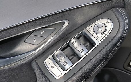 Mercedes-Benz C-Класс, 2018 год, 2 970 000 рублей, 5 фотография