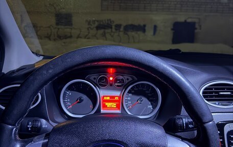 Ford Focus II рестайлинг, 2011 год, 750 000 рублей, 13 фотография