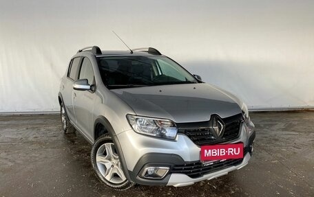 Renault Sandero II рестайлинг, 2020 год, 1 365 000 рублей, 3 фотография
