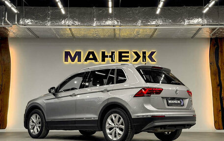 Volkswagen Tiguan II, 2017 год, 2 590 000 рублей, 6 фотография